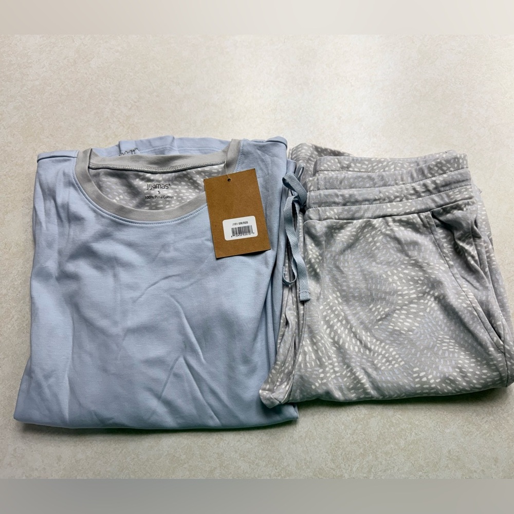 JIJAMAS NWT COTTON PAJAMA SET!